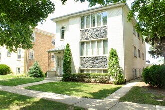 Building Photo - 2626 73rd Ave