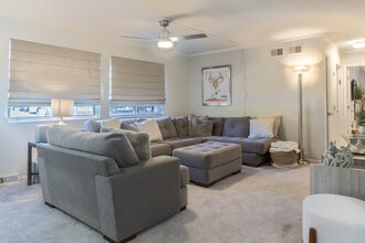 Building Photo - 6825 E Arizona Ave