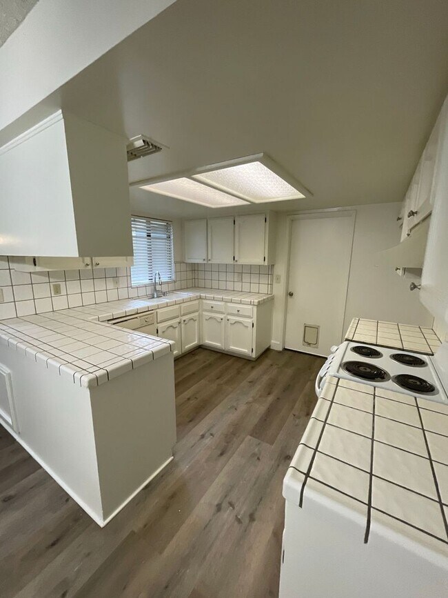 Foto del edificio - 4162 W Palo Alto Ave