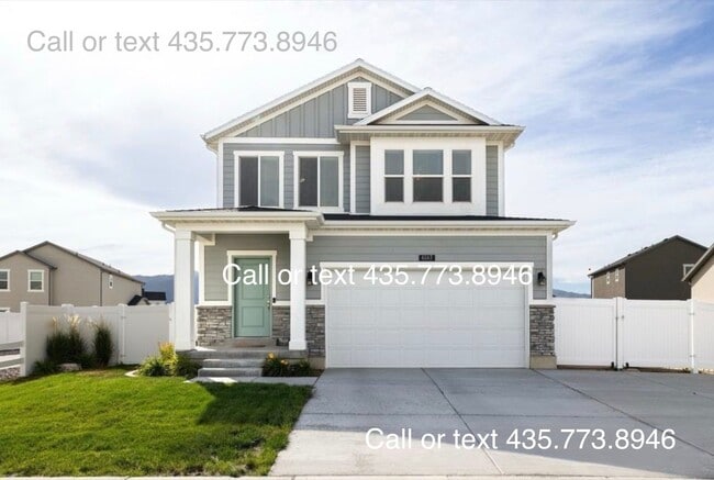 Building Photo - 6163 E White Rock Rd