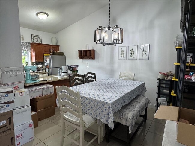Foto del edificio - 6405 SW 132nd Ct Cir