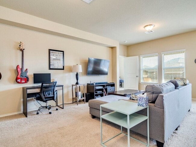 Building Photo - 1509 Birmingham Dr