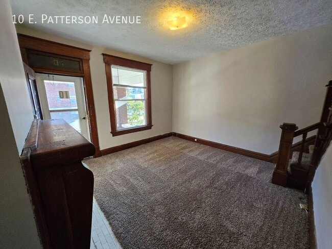 Building Photo - 10 E Patterson Ave