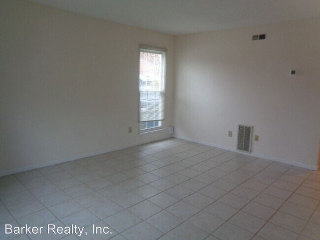 Building Photo - 2 br, 2.5 bath House - 17 Shepherd Street