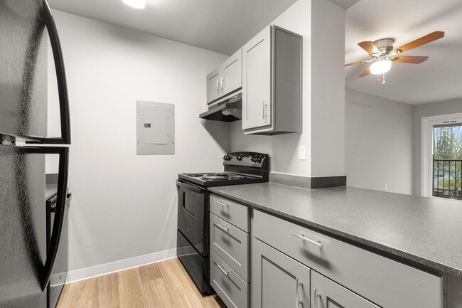 Building Photo - THE BLVD