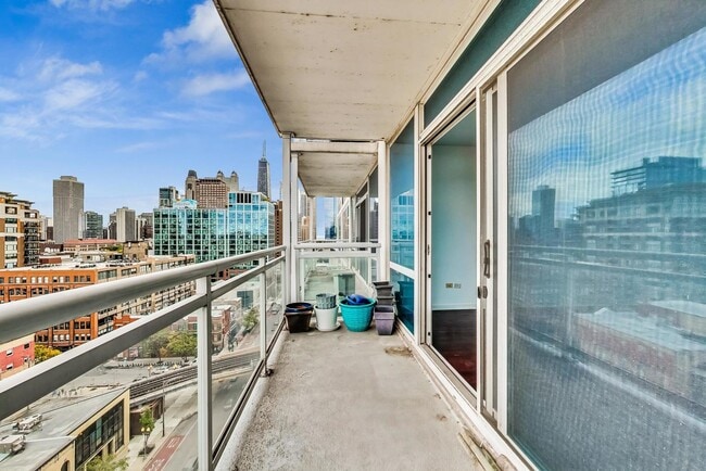 Foto del edificio - 757 N Orleans St