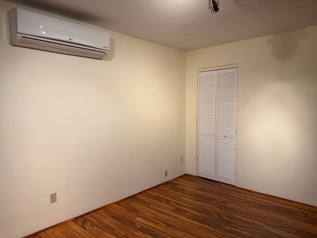 Foto del edificio - 4210 Ravine Rd