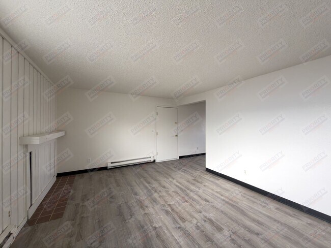 Foto del edificio - Ealges Nest Apartments