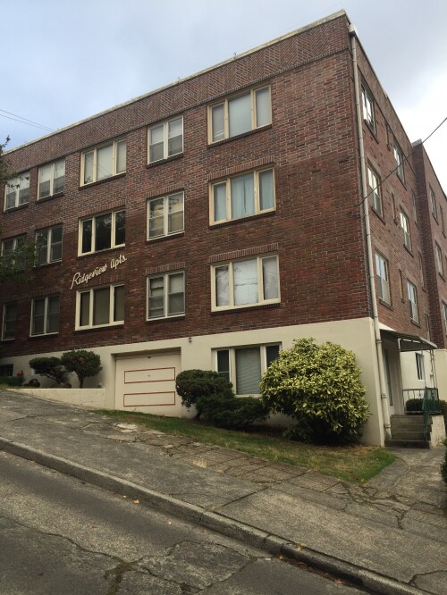 Ridgeview Apts Studio + extra room Condo for Rent in Seattle, WA