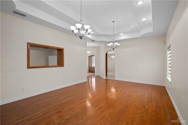 Building Photo - 2512 S Calle Madrid