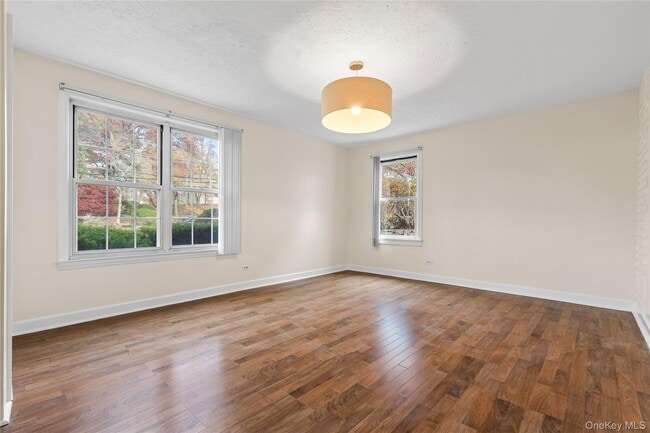 Building Photo - 29 Avondale Rd