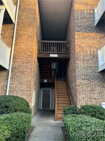 Primary Photo - 9531 University Terrace Dr