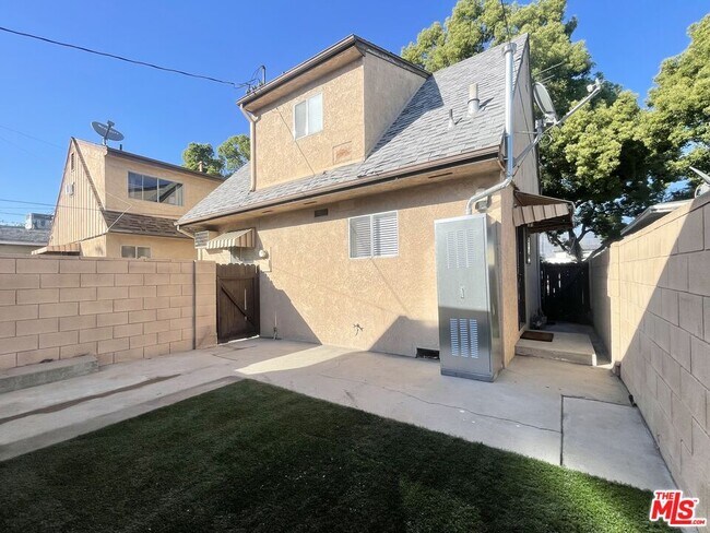 Building Photo - 525 N Shelton St