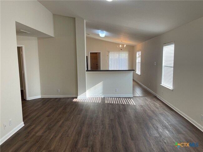 Foto del edificio - 2137 Conner Dr