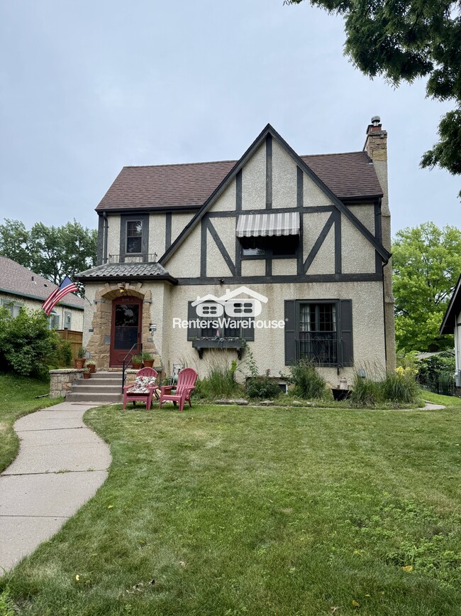 Building Photo - 5243 Bloomington Ave