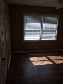 Foto del edificio - 610 S Cedar St