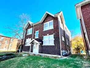 Building Photo - 2112 Maury Ave