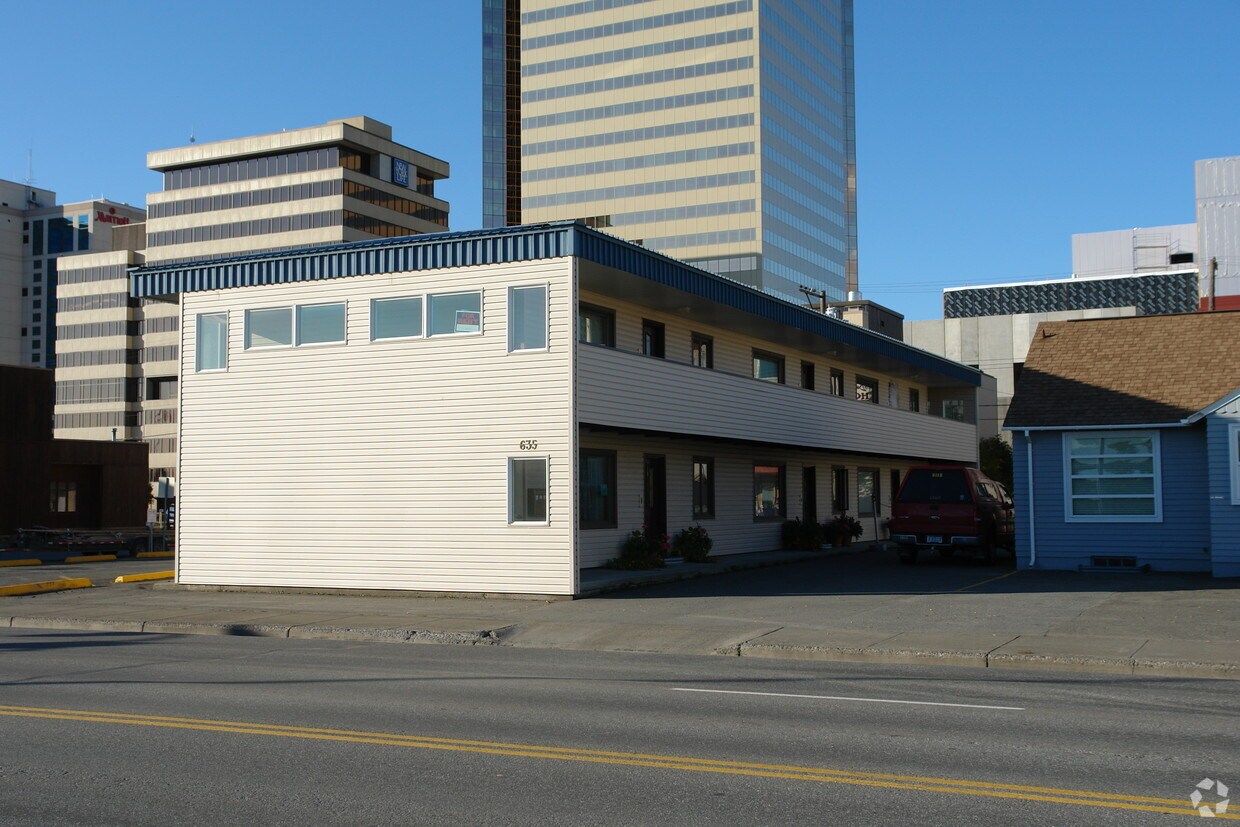 635 W 9th Ave, Anchorage, AK 99501 Apartments in Anchorage, AK