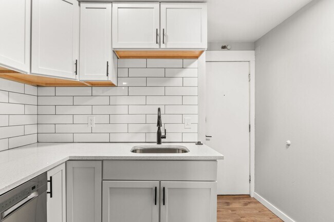 Foto del edificio - 1216 Williamson St