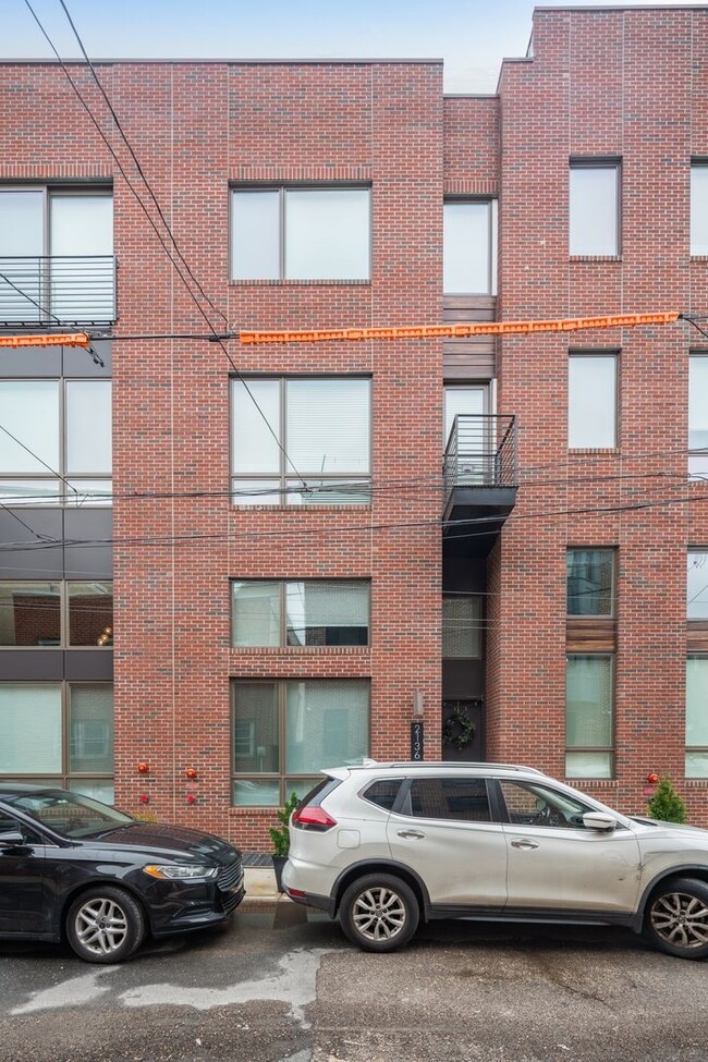 Building Photo - 2109 League St