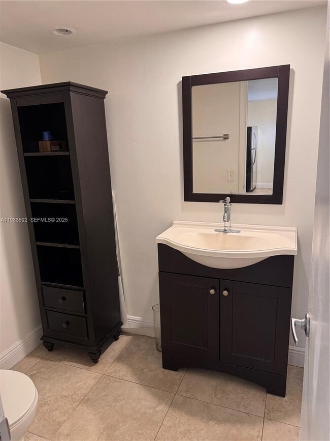 Building Photo - 10700 SW 108th Ave