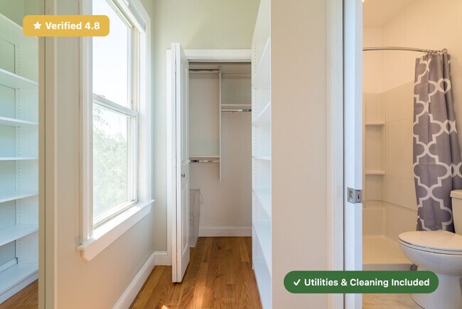 Foto del edificio - Furnished Bedroom with Private Bath in South Boston