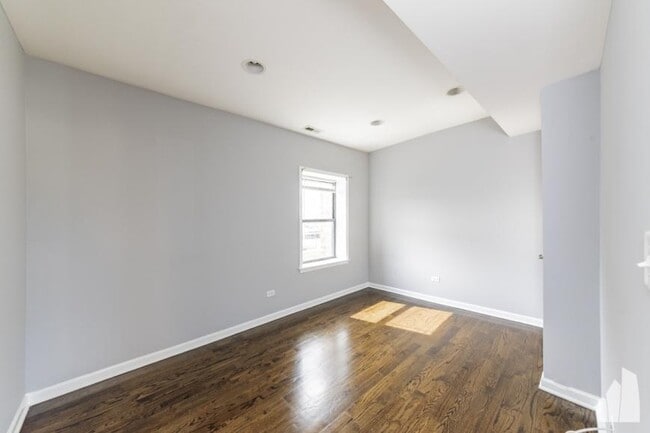 Building Photo - 1 bedroom in Maywood IL 60153