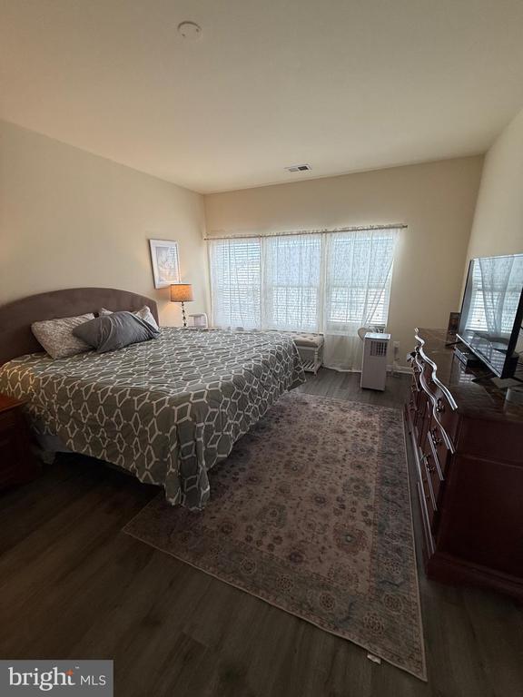 Building Photo - 9700 Kennoway Ct