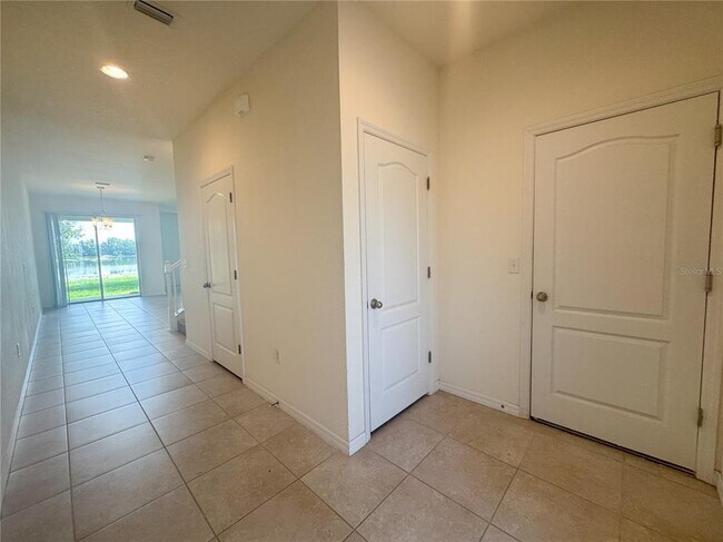 Building Photo - 27031 Juniper Bay Dr