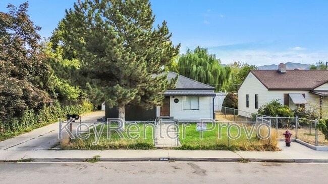Foto del edificio - 494 N Emery Ave