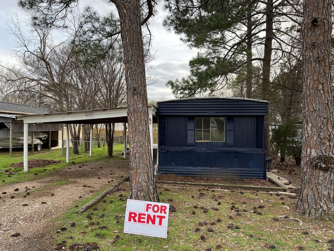 Primary Photo - Cute 2 Bed 2 Bath Mobile Home for rent!