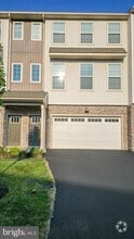Building Photo - 1817 Shady Ln