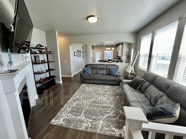 Foto del edificio - 3789 Hooded Crane Ln