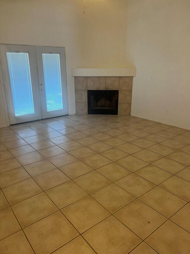 Foto del edificio - 3648 W Sunbonnet Pl