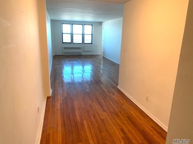 Foto del edificio - 25 Franklin Blvd