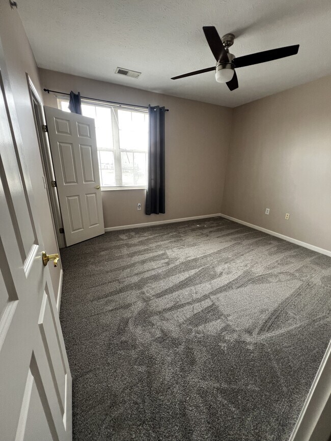 Foto del edificio - 17247 Gunther Blvd