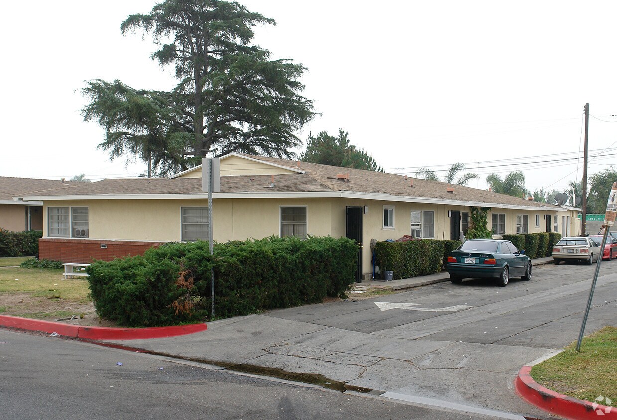 Building Photo - 9742 Belfast Dr