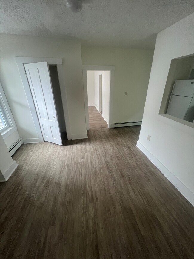Foto del edificio - 75 1/2 Kinsley St