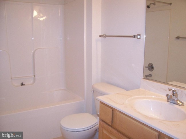Building Photo - 501 Garrison Woods Dr