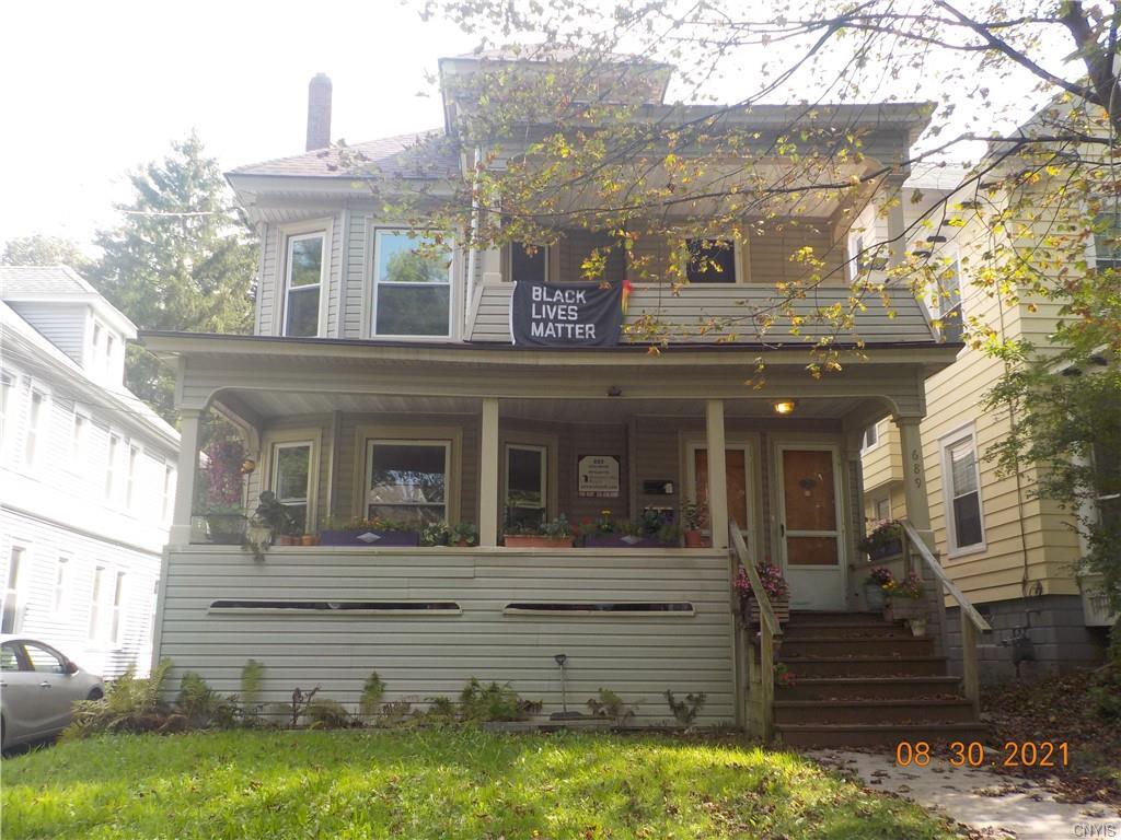 Primary Photo - 689 Allen St