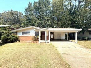 Building Photo - 3421 Vance Ln