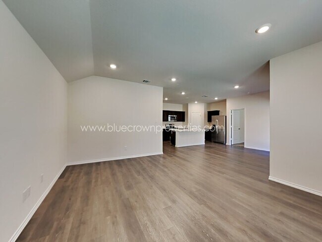 Building Photo - 3401 Sweetwater Way