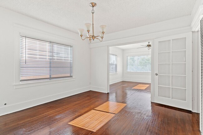 Foto del edificio - 310-316 East 8th St.