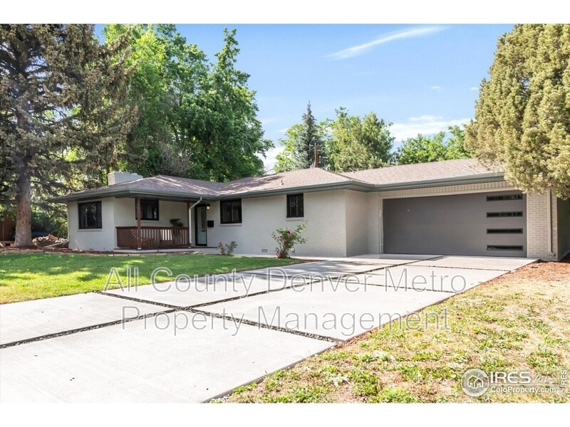 Foto principal - 2025 Grape Ave