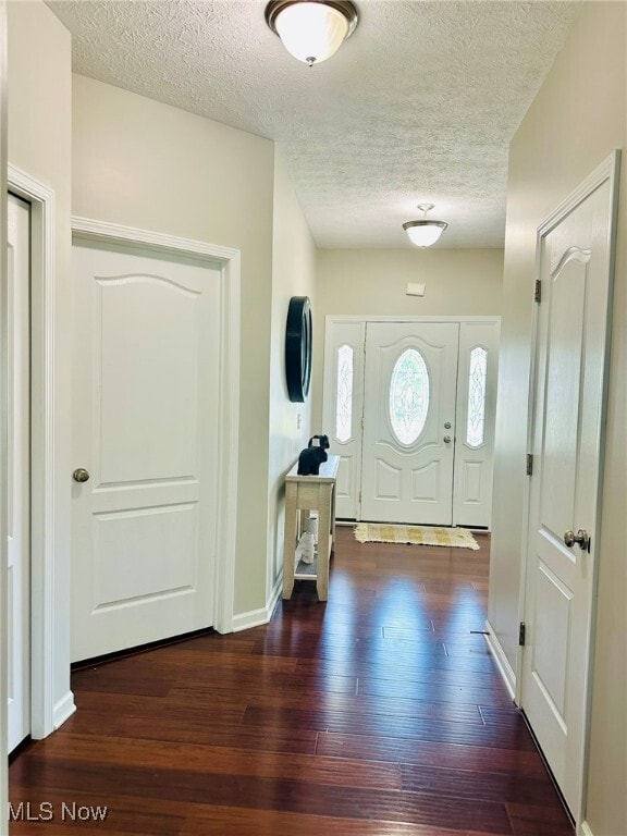 Building Photo - 10456 Dogwood Dr