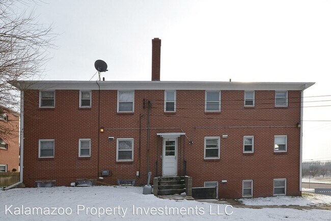 Building Photo - 103 Devon Ave