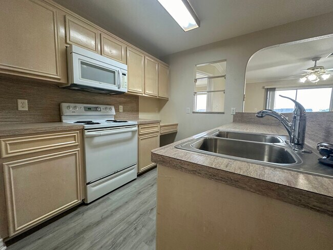 Foto del edificio - 15426 Grass Cay Ct