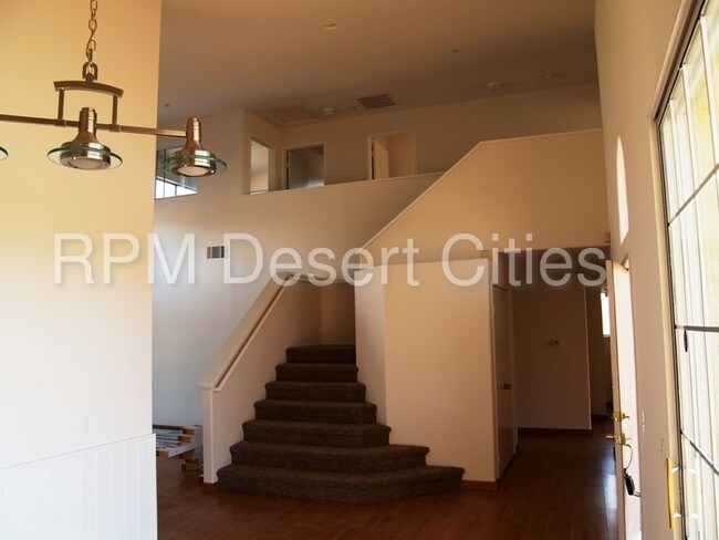 Building Photo - 9565 El Rio Ln
