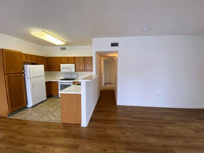 Photo - 8765 W Berry Ave Apartment