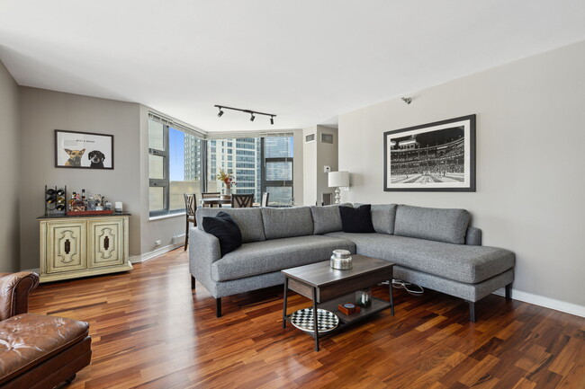 Foto del edificio - 401 E Ontario St